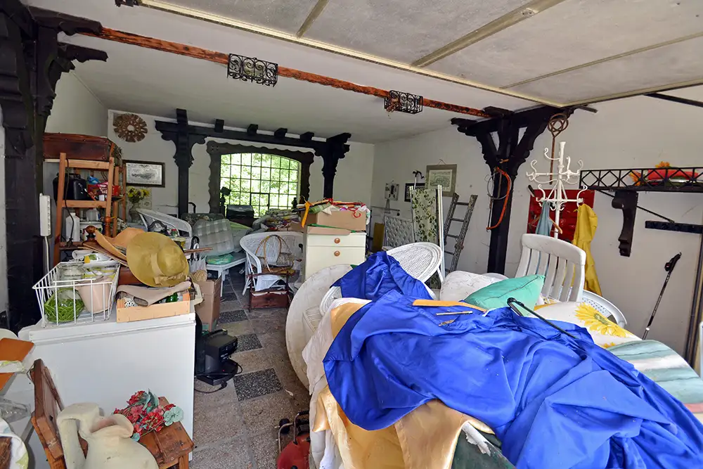 Garage, Lager, Müll